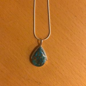 BRAND NEW TURQUOISE NECKLACE
